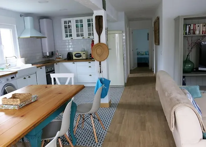 Preciosa Casa Con Jardin En