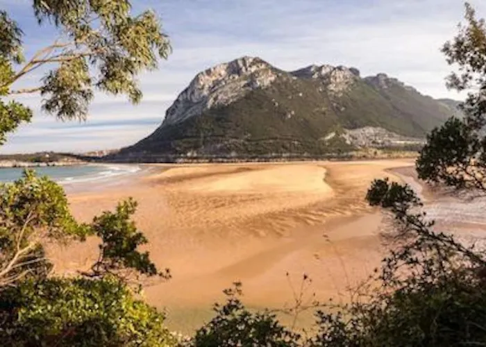 Preciosa Casa Con Jardin En * Orinon