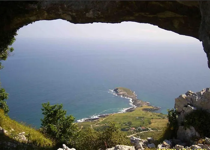 Preciosa Casa Con Jardin En Orinon